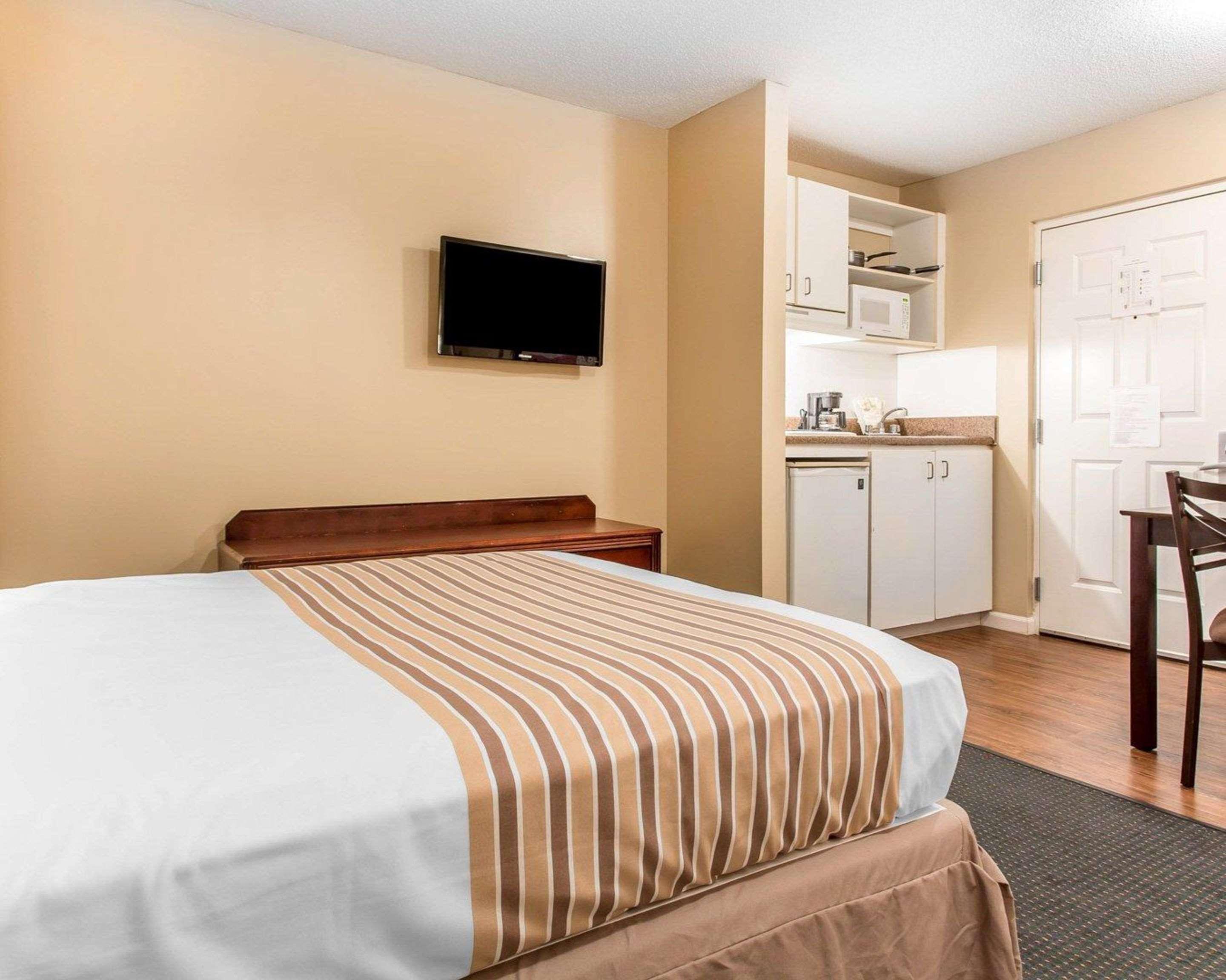 Suburban Studios Kennesaw-Marietta North Экстерьер фото