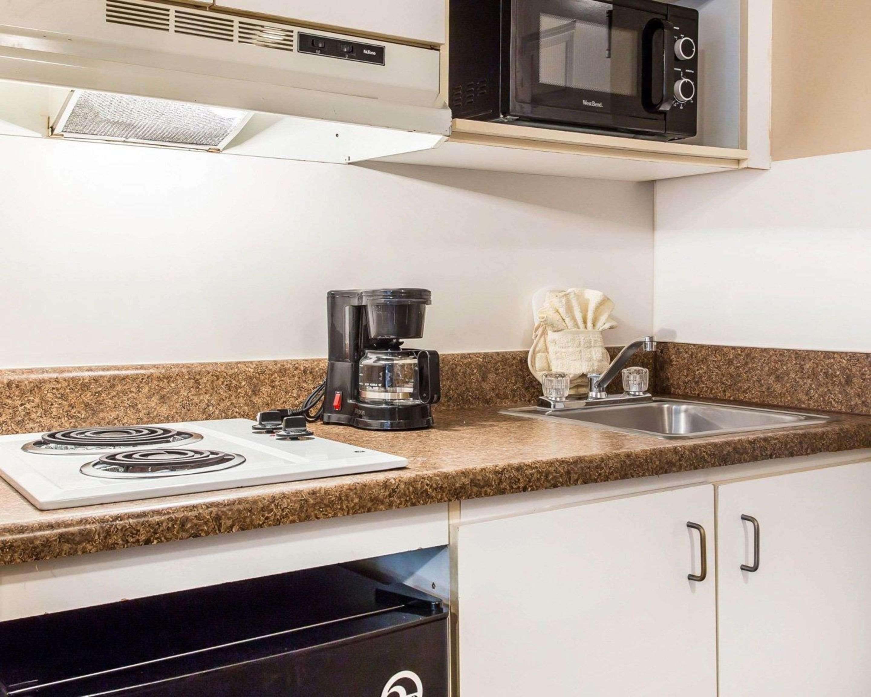 Suburban Studios Kennesaw-Marietta North Экстерьер фото