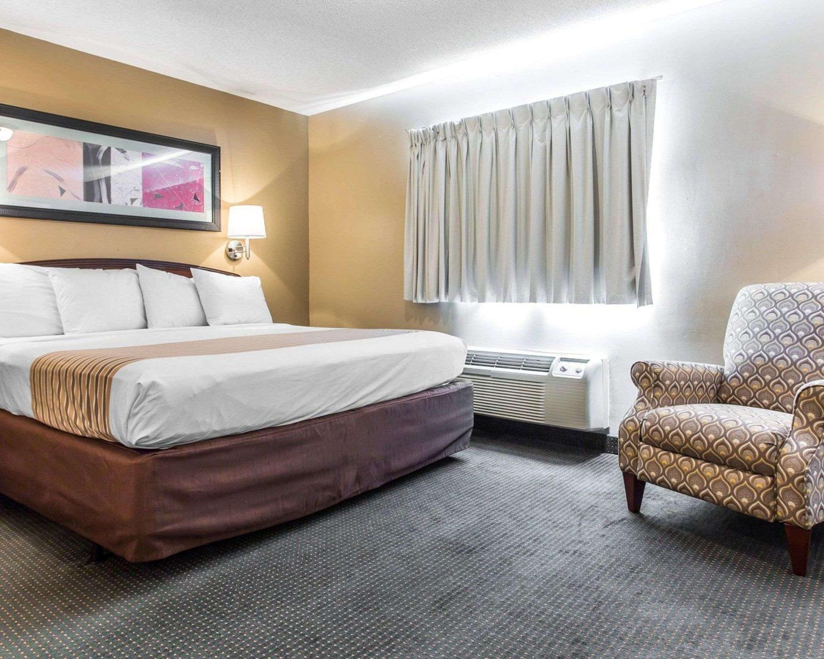 Suburban Studios Kennesaw-Marietta North Экстерьер фото